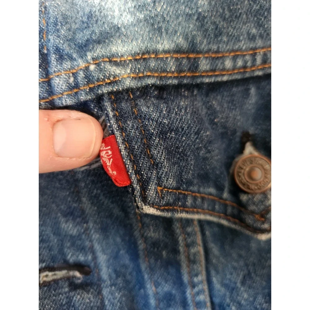 Levis this classic